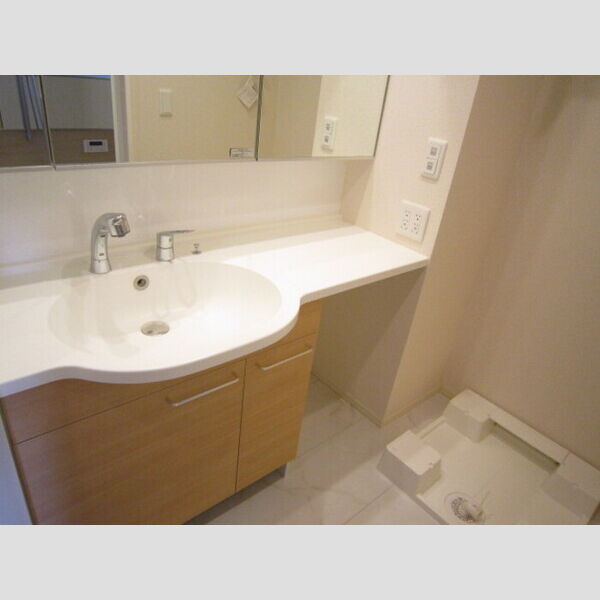 洗面所 (201　洗面台)