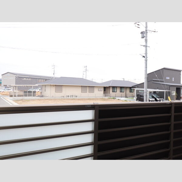 その他 (106　専用庭)