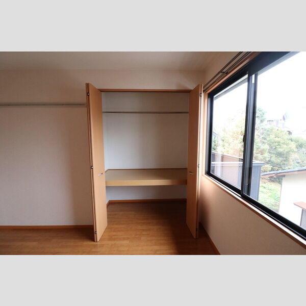 収納 (202　クローゼット)