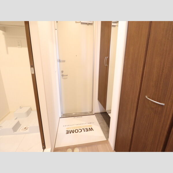 玄関 (Ⅱ303　玄関)