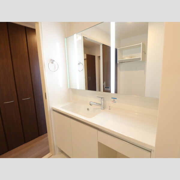 洗面所 (Ⅱ303　洗髪洗面化粧台)