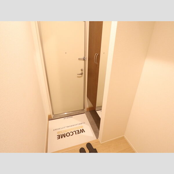 玄関 (203 玄関)