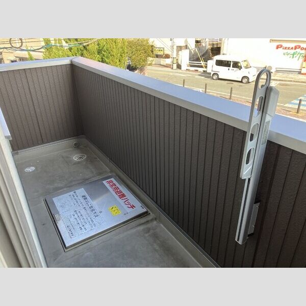 バルコニー・ベランダ (バルコニー)