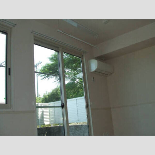 居室・リビング (101LDKエアコン&室内物干)