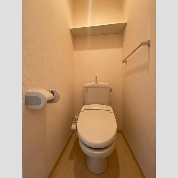 トイレ (201　温水洗浄暖房便座)