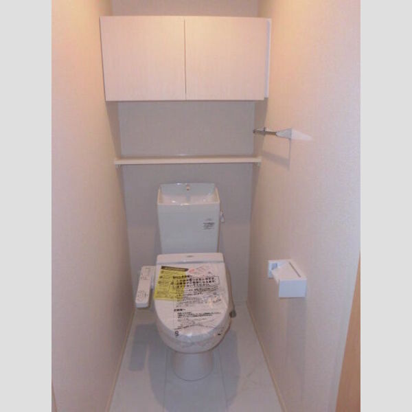 トイレ (A102　洗髪洗面化粧台)