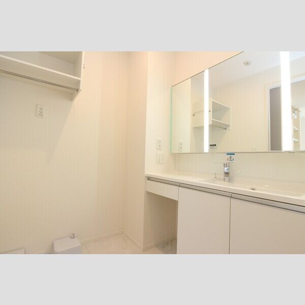 洗面所 (103 洗髪洗面化粧台)