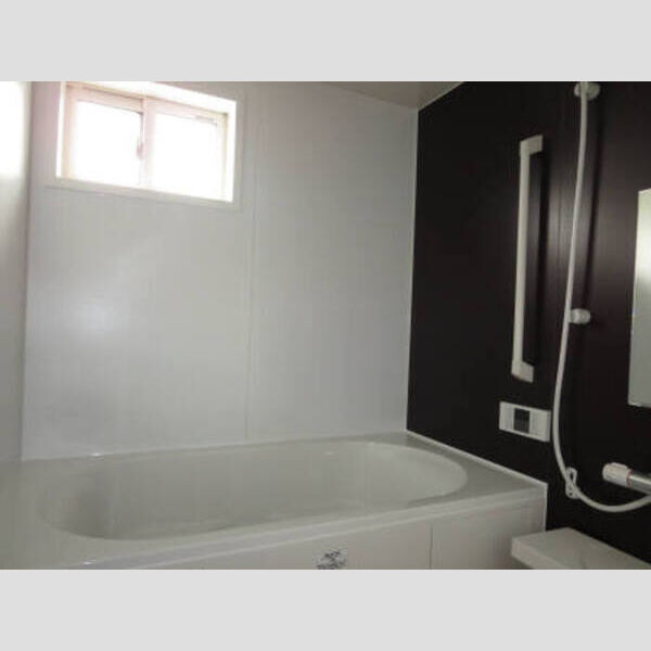 バス (B棟201 浴室)