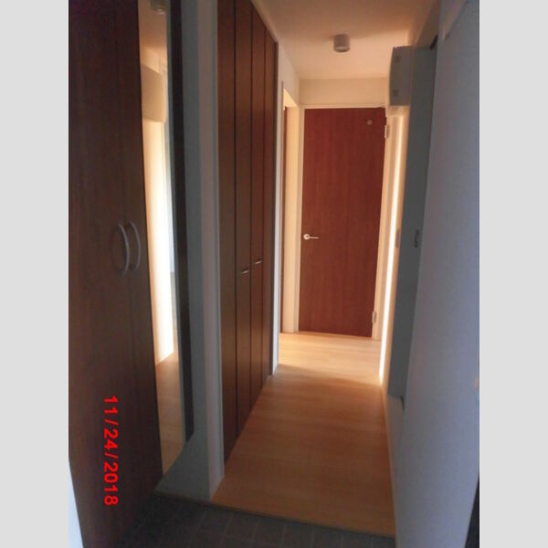 玄関 (玄関　203)