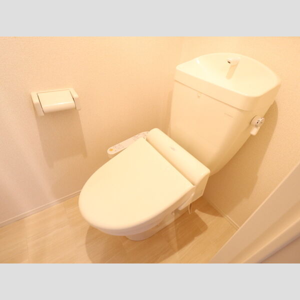 トイレ (201　温水洗浄暖房便座)