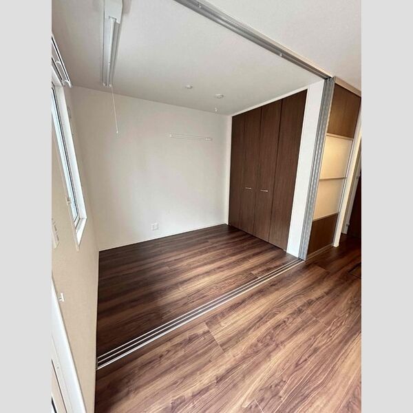 その他 (102　洋室)