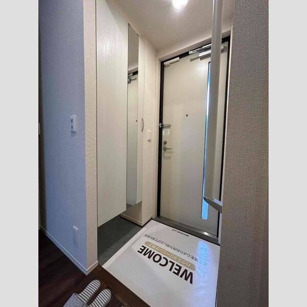 玄関 (102　玄関)