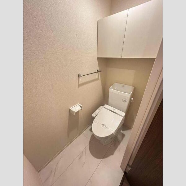 トイレ (102　温水洗浄便座)