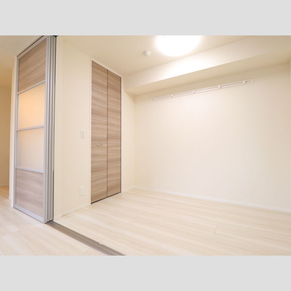 その他 (202 洋室)