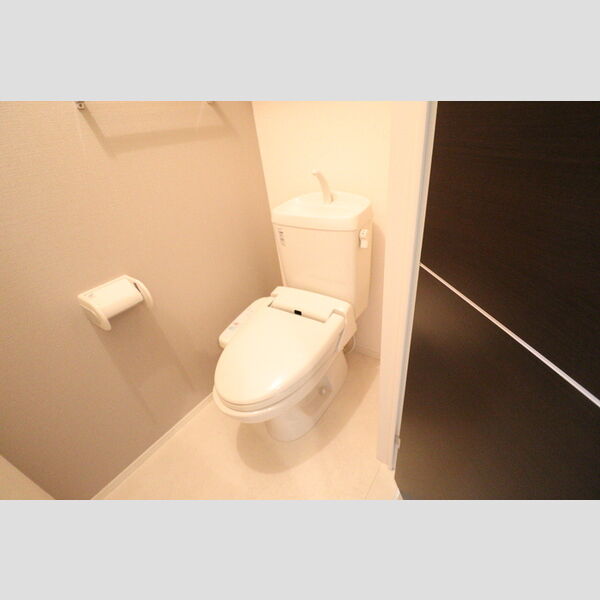 トイレ (二号館301トイレ)