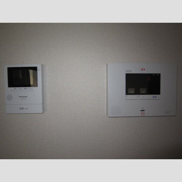 その他設備 (103　TVインターホン・セコムのセキュリティシステム)