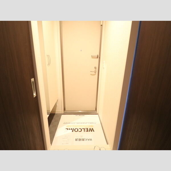 玄関 (301 玄関)