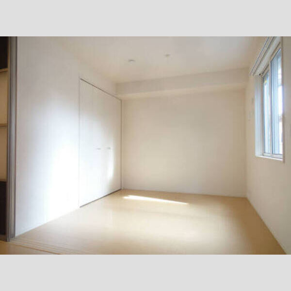 居室・リビング (202南洋室)