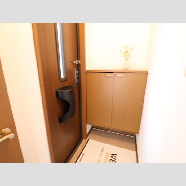 玄関 (102　玄関)