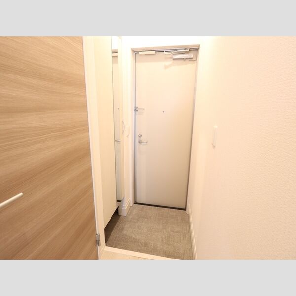 玄関 (103玄関)