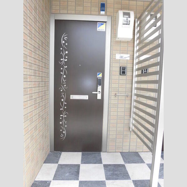 玄関 (玄関ドア)