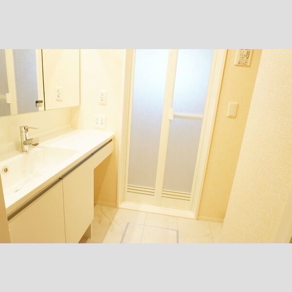 洗面所 (303　洗髪洗面化粧台)