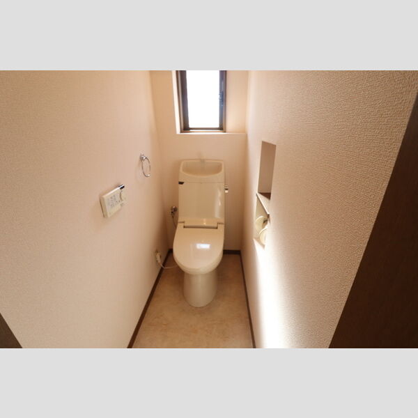 トイレ (A102　トイレ)