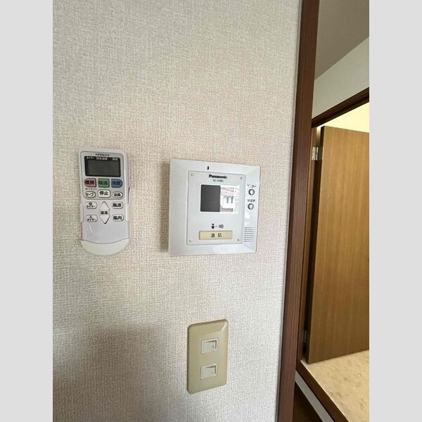その他設備 (201 モニター付きインターホン)