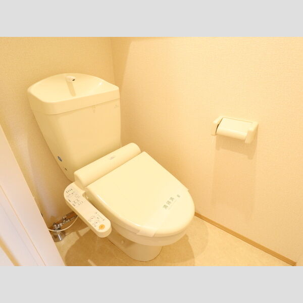 トイレ (206　温水洗浄暖房便座)