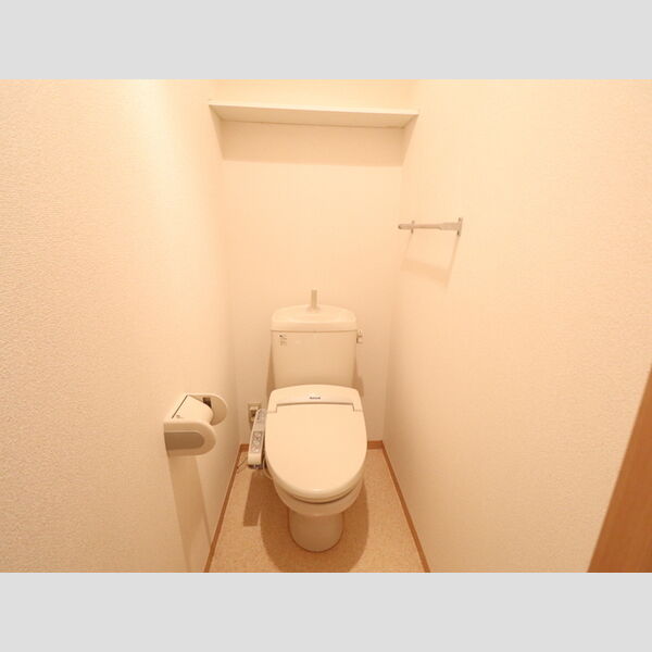 トイレ (A105　温水洗浄暖房便座)