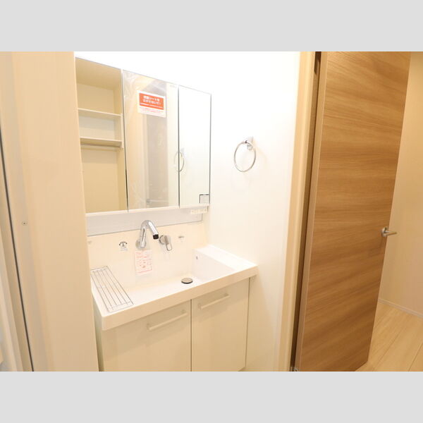 洗面所 (101　洗面所)