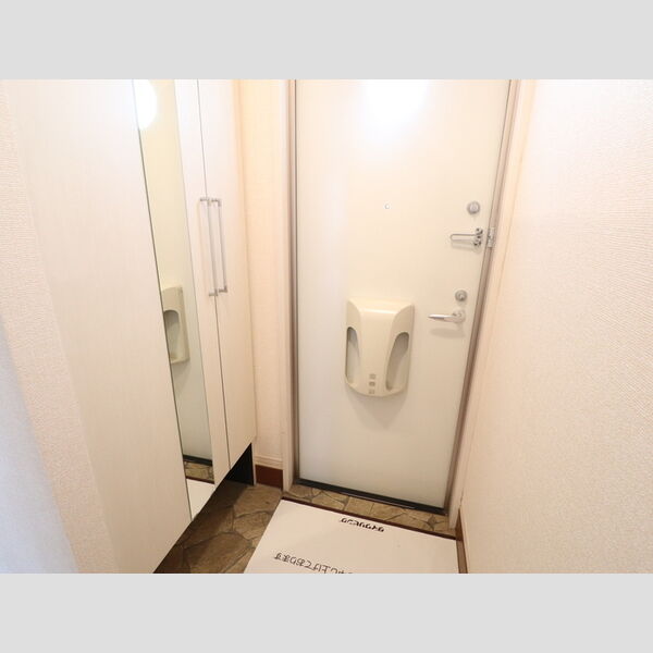 玄関 (102　玄関)