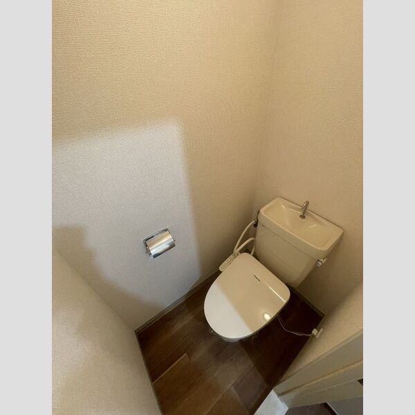 トイレ (温水洗浄暖房便座)