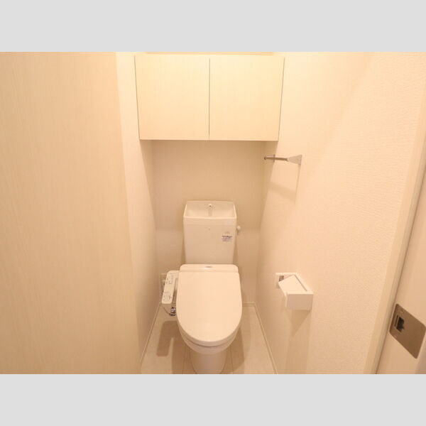 トイレ (105　トイレ)
