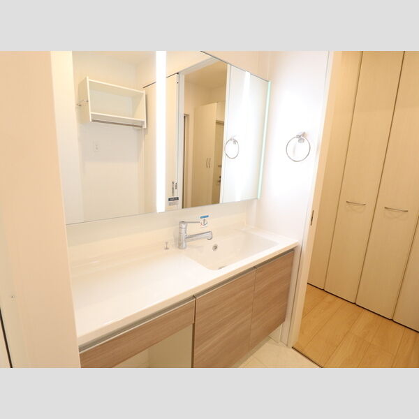 洗面所 (105　洗面所)