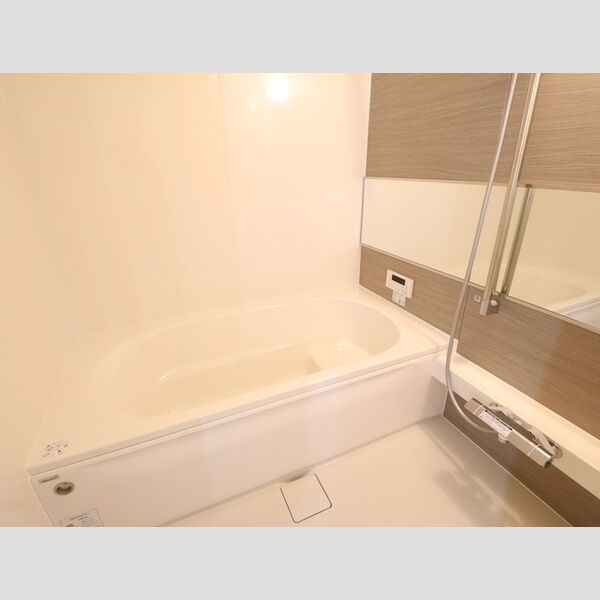 バス (303　浴室)