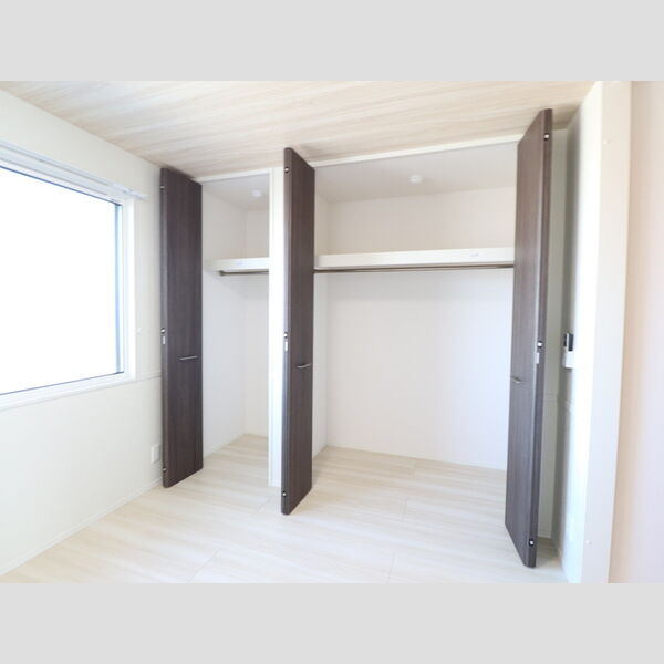 収納 (202　ウォークインクローゼット)