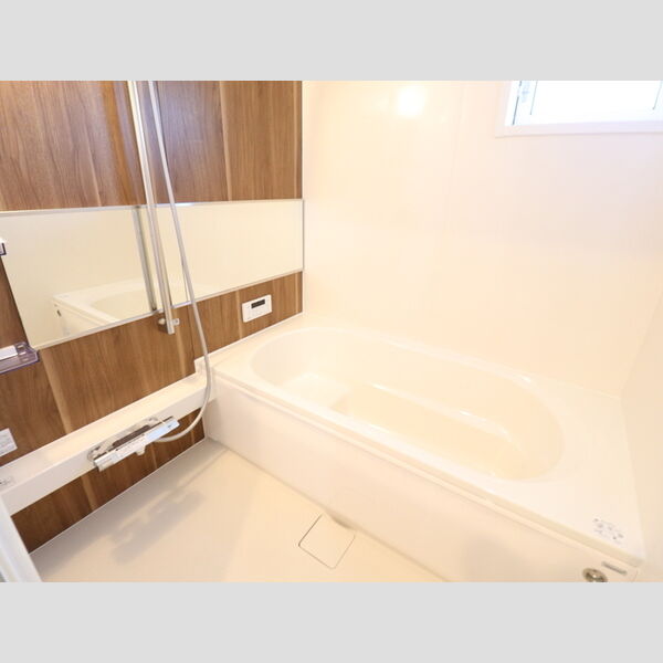 バス (203　浴室)