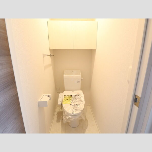 トイレ (303 トイレ)
