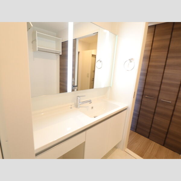 洗面所 (303 洗面所)