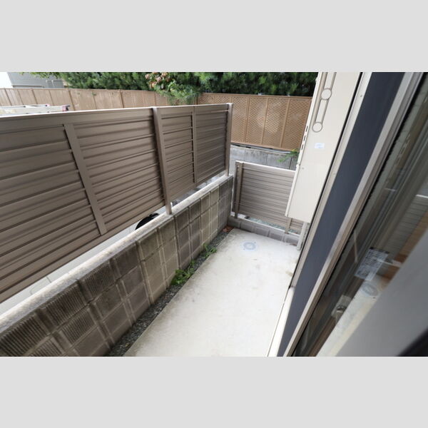 その他 (102　専用庭)