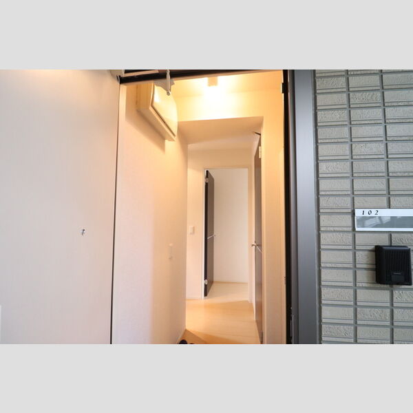 玄関 (102　玄関)