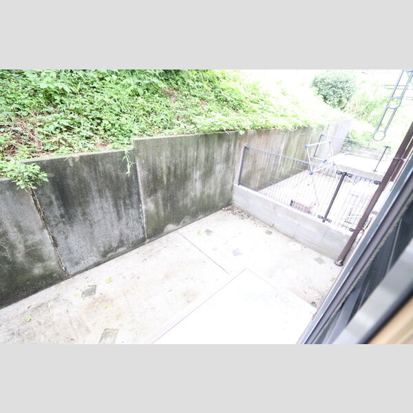 その他 (102　専用庭)