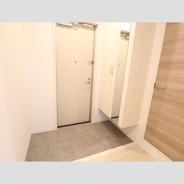 玄関 (301　玄関)