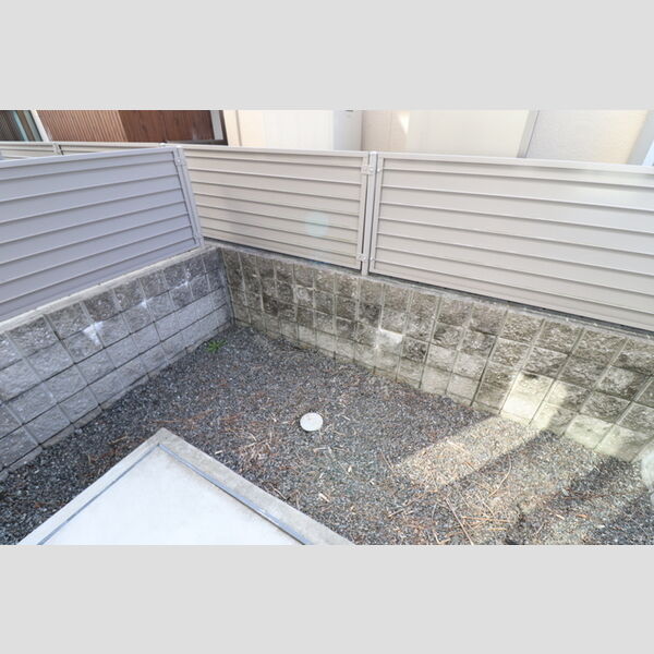 その他 (103　専用庭)