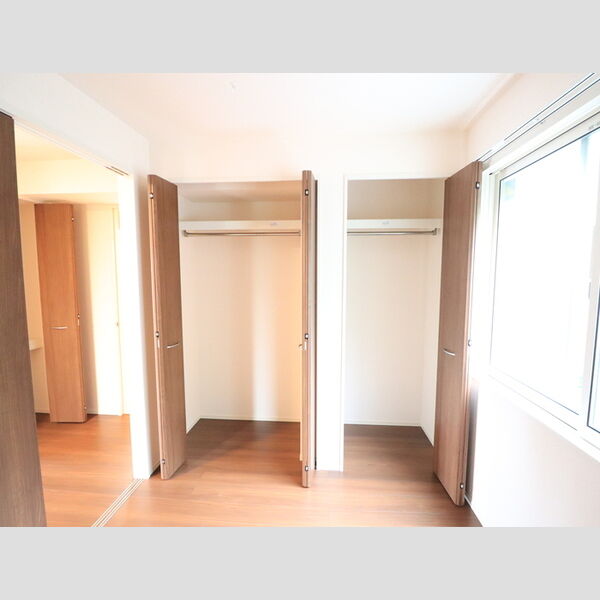 収納 (洋室収納)