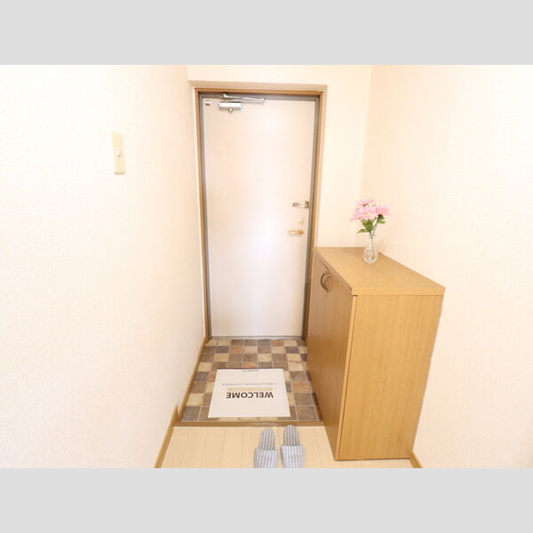 玄関 (301　玄関)