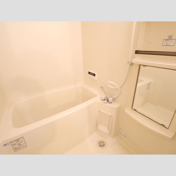 バス (301　浴室)