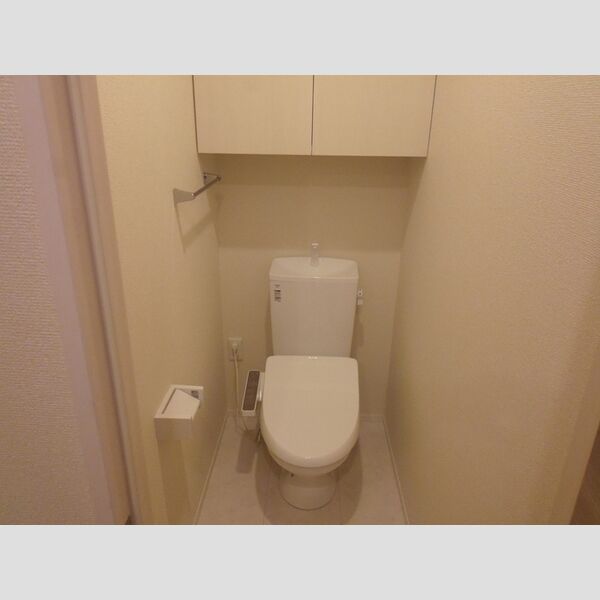 トイレ (305　トイレ)