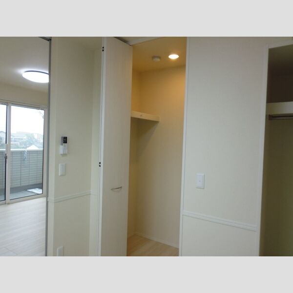 収納 (305　収納)